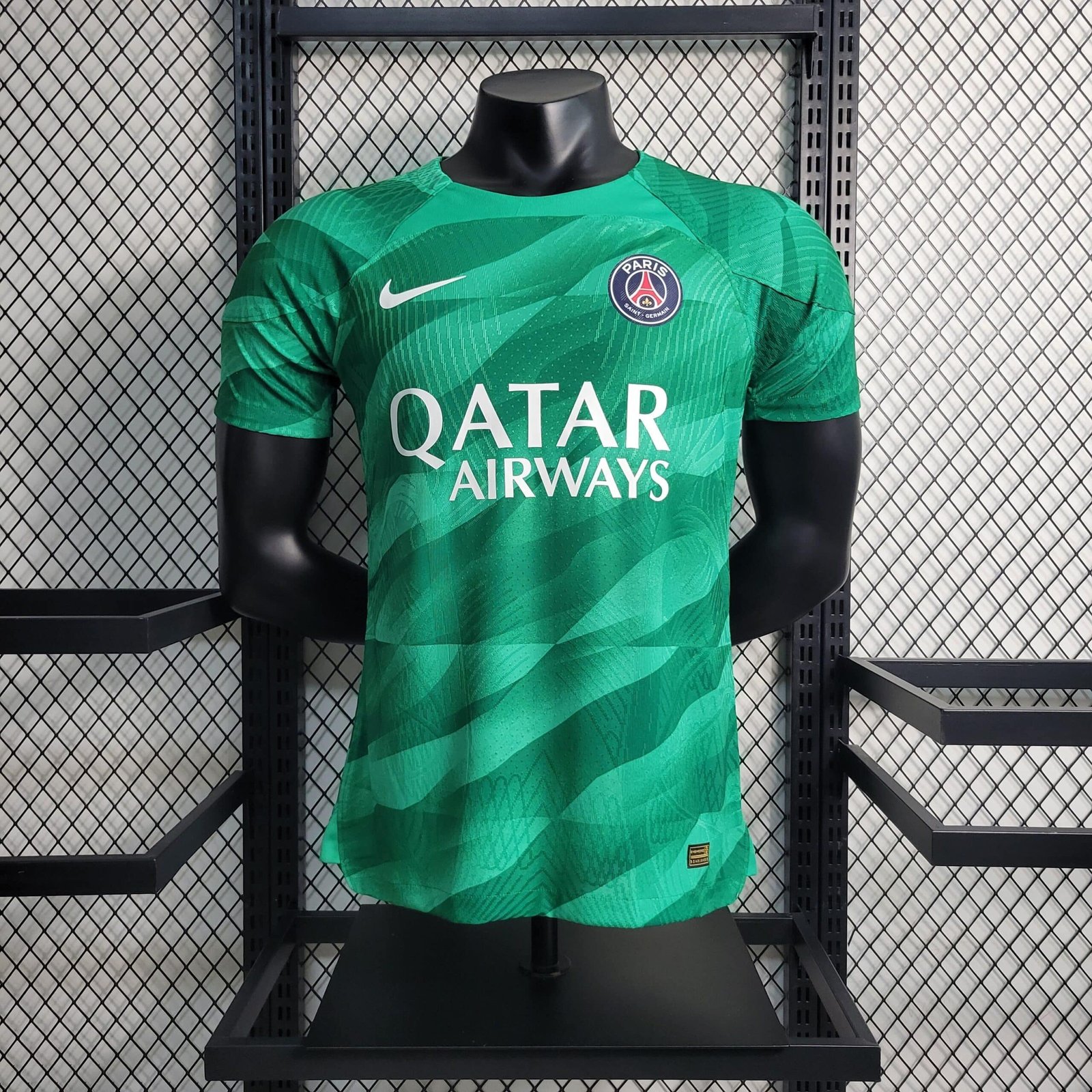 Maglia-Paris-S.t-Germain-PSG-23-24-home-portiere-scaled-1.jpg Maglia Portiere Paris S.t Germain PSG 23/24 home Goalkeeper