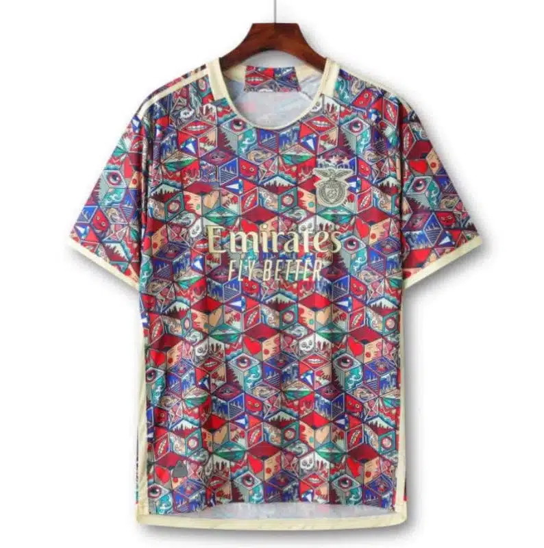 benfica-cartoon-edition.webp Maglia Benfica Cartoon Edition