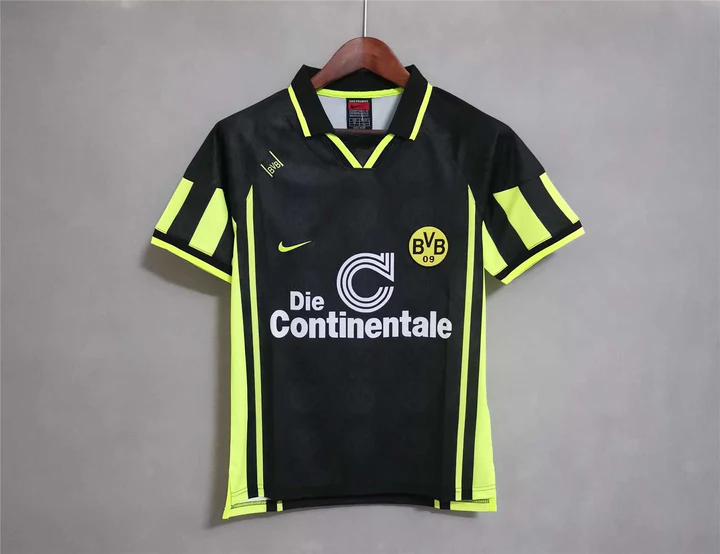 Maglia-Borussia-Dortmund-1995-96-Away-black.webp Maglia Borussia Dortmund 1995/96 Away