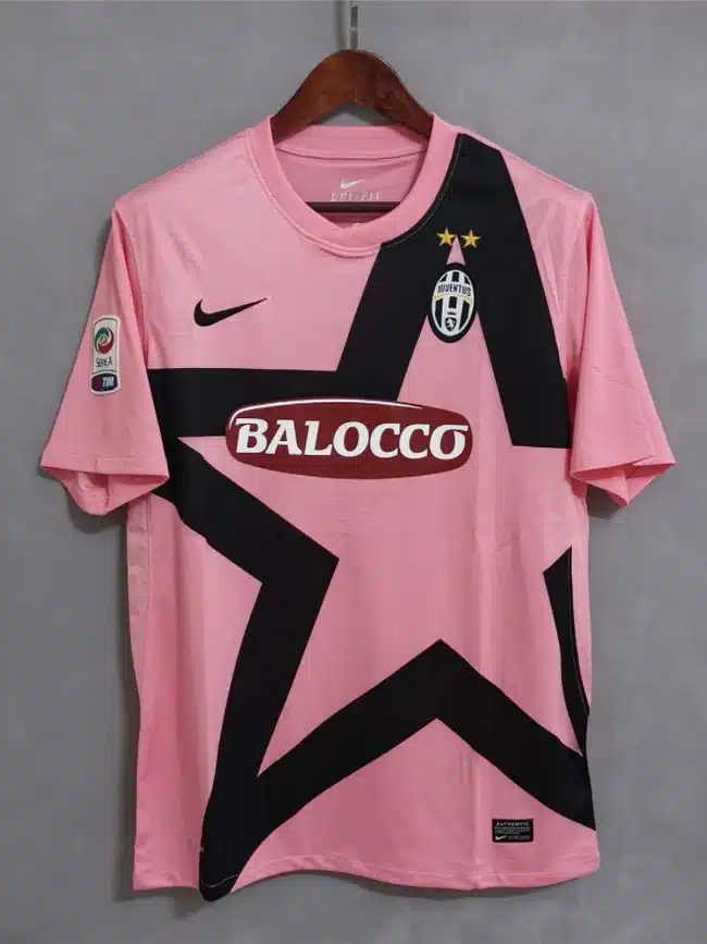 Maglia-Juventus-2011-2012-Away.webp Maglia Juventus 2011/2012 Away