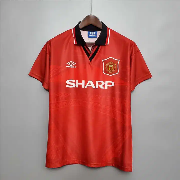 Maglia-Manchester-United-Cantona-94-95-Home.webp Maglia Manchester United Cantona 94/95 Home