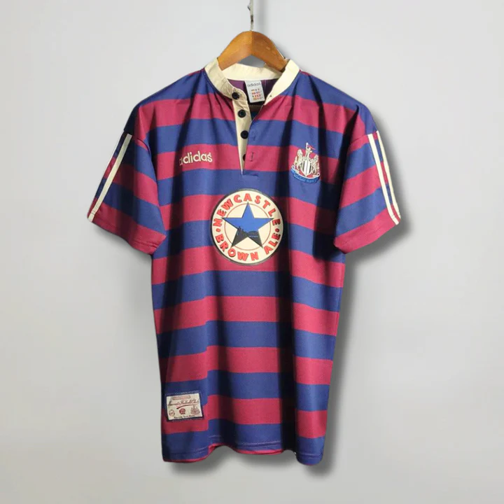 Maglia-Newcastle-1995-96-Away.webp Maglia Newcastle 1995/96 Away