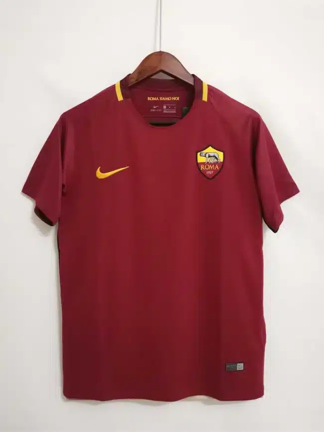 Maglia-Roma-20172018-Home.webp Maglia Roma 2017/2018 Home