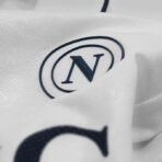 Seconda maglia Napoli 2024/25 bianca Ea7 - immagine 5