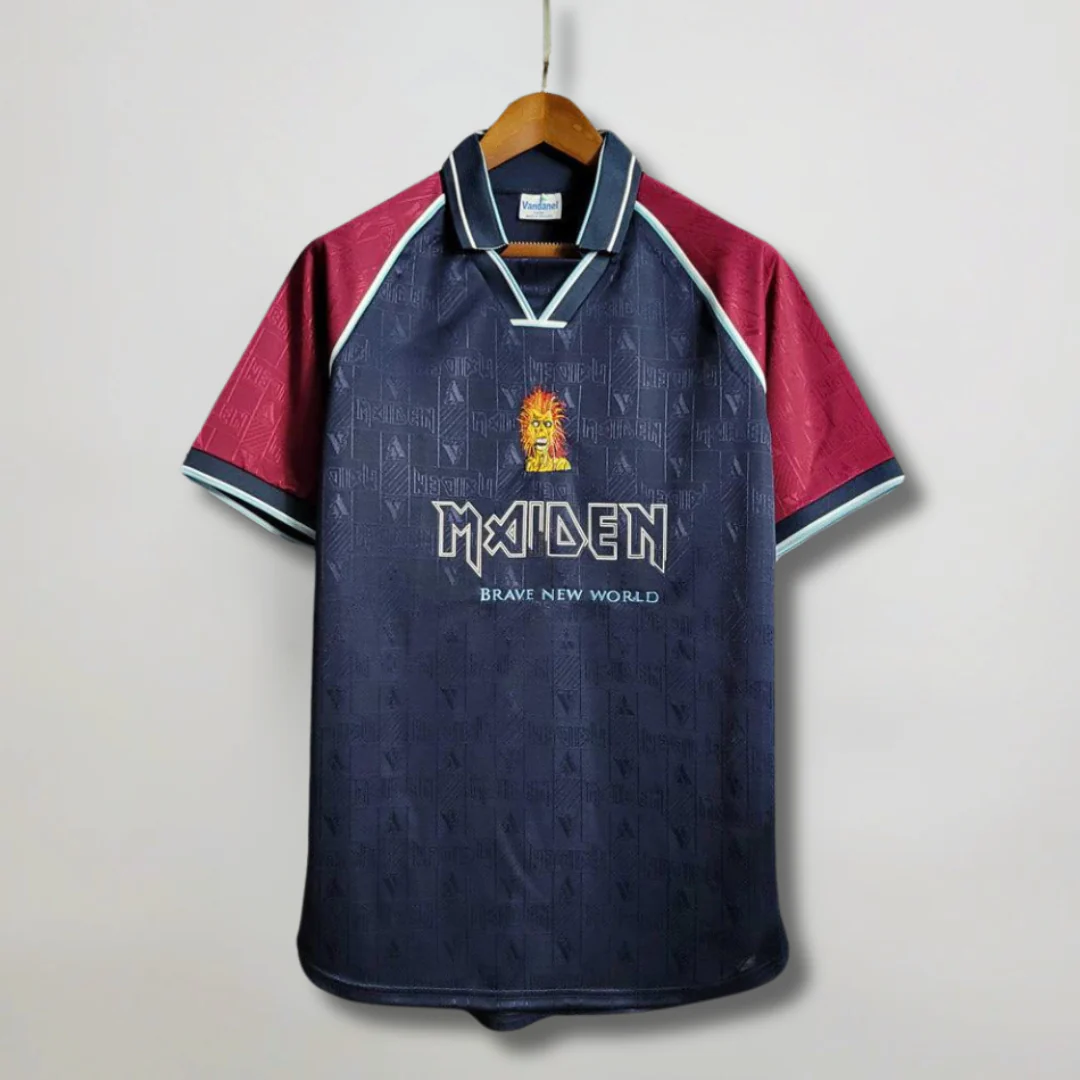 maglia-West-Ham-Iron-Maiden-Edition-1999-00-Home.webp Maglia West Ham Iron Maiden Edition 1999/00 Home