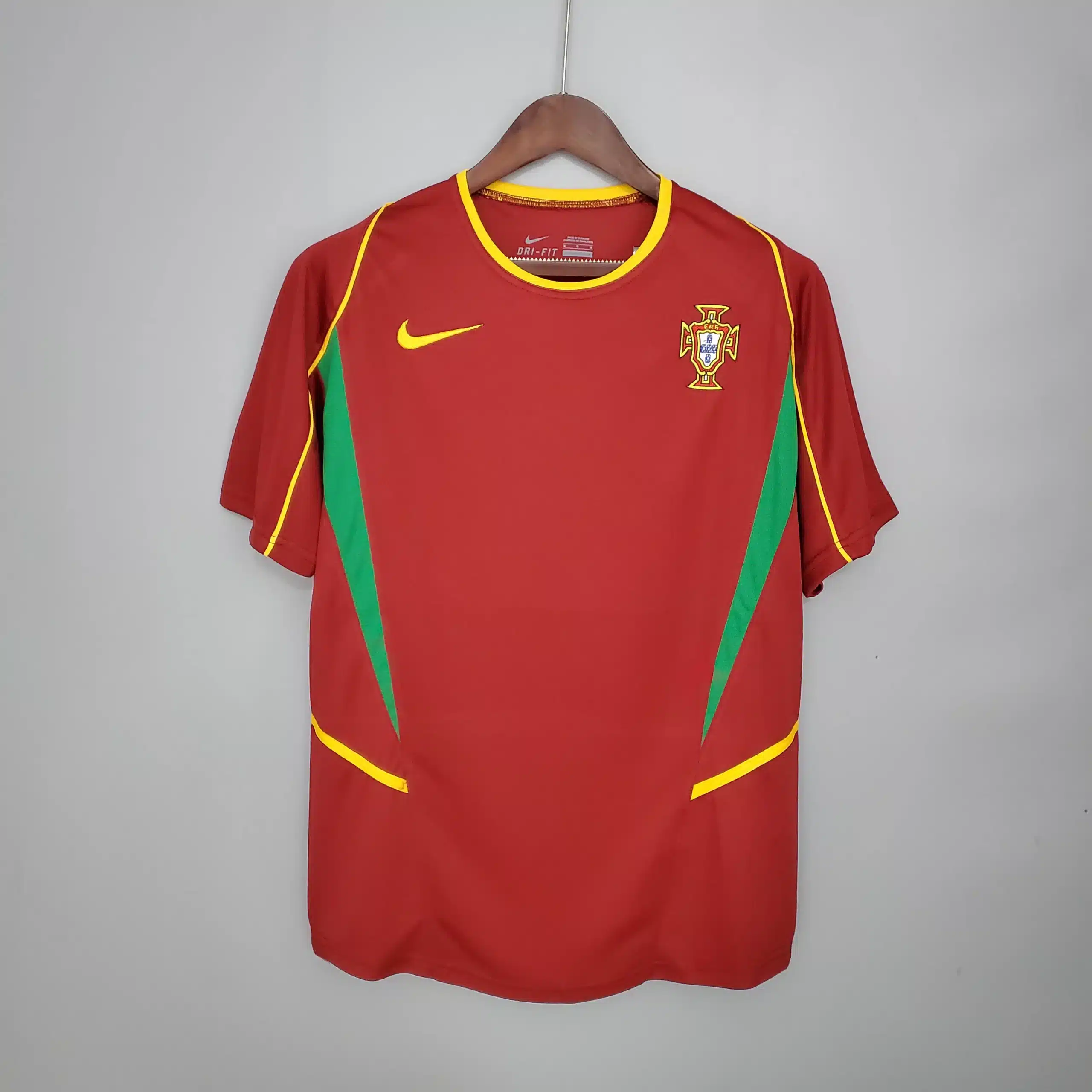 maglia-ronaldo-portogallo-2002-home-scaled-1.webp Maglia ronaldo portogallo 2002 home