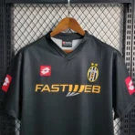 Maglia Juventus 2001/02 away nera Lotto - immagine 2