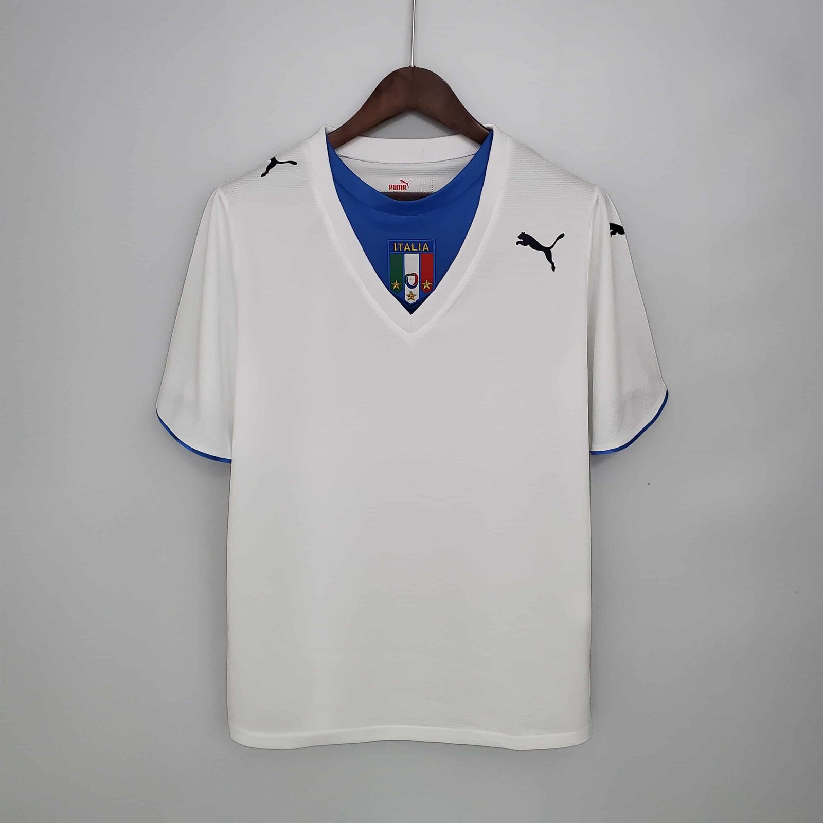 maglia_italia_2006_away_italy-scaled-1.jpg Maglia italia 2006 away